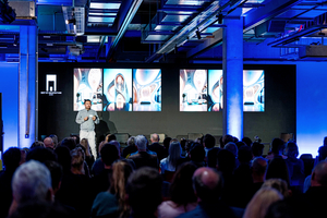  Tim Fu hielt die Keynote zum Thema „AI: Heralding a Revolution in Architecture“ 