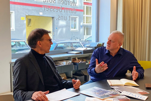  DBZ-Chefredakteur Michael Schuster im Gespräch mit Prof. Jan R. Krause  