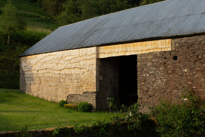  Wycliffe Stutchbury, The Craig: Fassade aus Eichenschindeln, gefertigt aus heruntergefallenen Ästen  