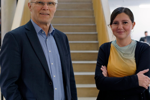  Martina Mellenthin Filardo, M.Sc. Architektur, M.Sc. Management, Wissenschaftliche Mitarbeiterin an der Professur Baubetrieb und Bauverfahren an der Bauhaus-Universität Weimar. Forschungsschwerpunkt Digitalisierung in der Bauindustrie, Lehrtätigkeit, zahlreiche VeröffentlichungenHans-Joachim Bargstädt, Sen.-Prof. Dr.-Ing., Professur Baubetrieb und Bauverfahren an der Bauhaus-Universität Weimar, Vorsitzender des Akkreditierungsrates, zahlreiche Veröffentlichungen 