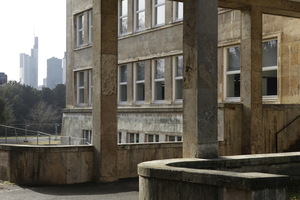  Der neue duale Studiengang „Stadtforschung“ bietet Seminare und Vorlesungen in Frankfurt und Darmstadt. Hier das IG-Farben Haus, heute Sitz der Goethe Universität Frankfurt 