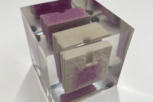  Materialforschung: Indikator zeigt erfolgte chemische Reaktion (hier: Karbonatisierung) 