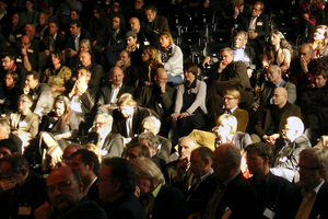  Alle befragen, damit Licht ins Dunkel kommt 