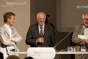  Debatte auf dem Podium: Michael Schumacher, Architekt, Michael Krautzberger, Deutsche Stiftung Denkmalschutz und Michael Braum, BSBK 