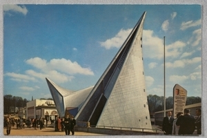  Iannis Xenakis: Philips-Pavillon, ca. 1958 