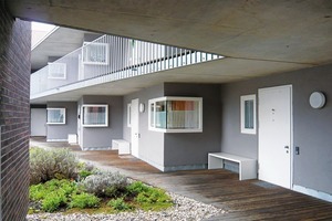  Leuchtdichtekontraste in den Wohngeschossen,  Gemeindezentrum St. Antonius, Stuttgart, LRO ­Architekten 