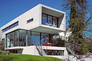  Für den Bau dieses Einfamilienhauses wurde die Sichtbetonaußenwand innen mit einer nichtbrennbaren Wärmedämmung mit FOAMGLAS® hergestellt (Lietzow Architekten, Rheinfelden) 