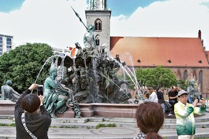  Der Neptunbrunnen in Berlin soll mit Bundesmitteln zurückbefördert werden 