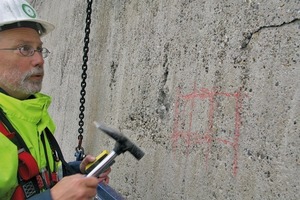  Abklopfen der Fassadenfläche, Markierung der Schadstellen und Überprüfung der Betonüberdeckung der Bewehrung 