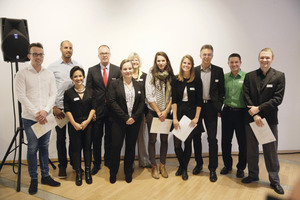  Gewinnerteams mit Curt Brüning, LBS (4. v. l.), Gabriele Richter, stellvertr. Landesvorsitzende des BDB.NRW, Ernst Uhing, Präsident der AKNW und Vorstandsmitglied des BDB.NRW 