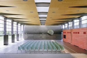  2003: Mehrzweckhalle in Rottenburg 