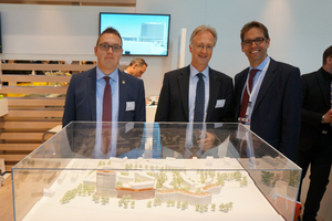  Auf dem Stand der Metropolregion München präsentierte Tobias Jauch (m.), Leiter der CA Immo München, den Wohn- und Bürokomplex von UNStudio für das Stadtquartier Baumkirchen Mitte.  