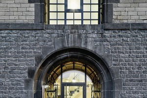  BU10 : 