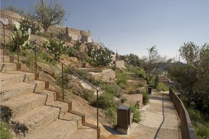  1. Preis: Landschaftsgestaltung des Gipfel des Turó de la Rovira, Barcelona/Spanien, 2011 