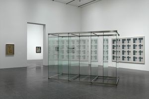  Installationsansicht "Fresh Widow. Fenster-Bilder seit Matisse und Duchamp" (31.03.-12.08.2012), K20 Grabbeplatz 