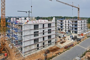  Abb. 7: Hofkontor Lüneburg: 5-geschossige Mehrfamilienhäuser im Speicherquartier, Fertigstellung 2015/16, Esfandiary Möller Architekten, Lüneburg 