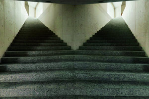  09AK_B2alea_treppe.jpg 