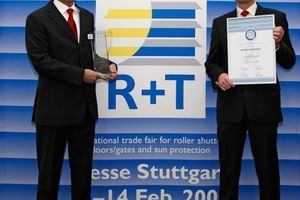  WAREMA, Herr Simon und Herr Freund freuen sich über den Innovationspreis für das akkugestützte Notraff-System für Raffstoren 