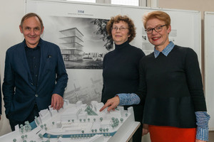  Volker Staab, Dr. Annemarie Jaeggi, Direktorin des Bauhaus-Archiv / Museum für Gestaltung und Senatsbaudirektorin/Staatssekretärin Regula Lüscher 