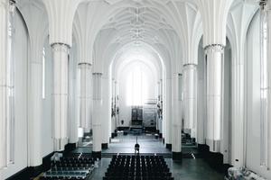  Gotik Anwandlung mit Irritationspotential: der Innenraum des neuen Paulinums in Leipzig 