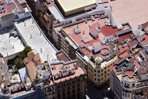  Luftbild vom Theater aus nördlicher Richtung. Unten die Plaza de las Tendillas 