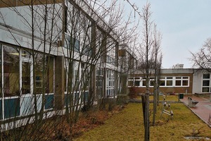  Vorher: Der Blick auf das „Werkgebäude“ 