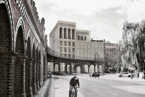  Anerkennung: „Haus der Bühnen an der Oberbaumbrücke in Berlin“ 