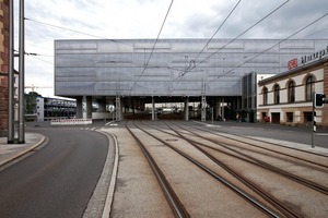  Südansicht, vom Bahnhofsplatz 