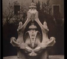  Krupp-Brunnen im Hof des
Münchner Kunstgewerbehauses 1912 - Hermann Obrist
 
