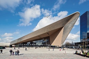  Das Tragwerk der Bahnhofshalle ist 60 Minuten feuerhemmend. Dies wurde vor allem aufgrund der Büroräume notwendig, die sich ebenfalls unter demselben Dach befinden. Für das Fachtragwerk der Bahnhofshalle wäre ansonsten ein 30-minütiger Brandwiderstand ausreichend gewesen 