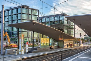  Eine von vier Auszeichungen: Tramhaltestelle, Berlin 