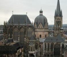 Dom zu Aachen

 