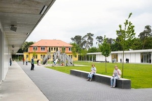  Blick in den „Wald“ der Eugen-Neter-Schule, Mannheim (Arch.: harris + kurrle architekten bda, Stuttgart) 