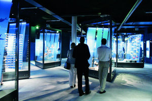  Oben angelangt, erreicht der Besucher die allgemeine Ausstellung mit den Themen „Weltmeer, der Ostsee und der Nutzung und Erforschung der Meere“ 