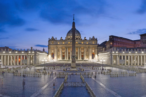  Piazza San Pietro in aktualisiertem Kunstlicht made by Osram 