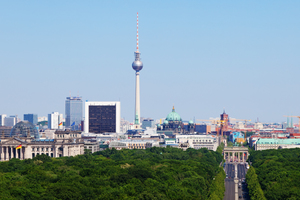  Berlin: Eine Stadt mit 3,4 Millionen Einwohnern benötigt aufgrund des hohen Wohnungsdrucks auf dem Immobilienmarkt neue Strategien 