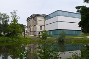  Ansicht der Kunsthalle vom Park aus 