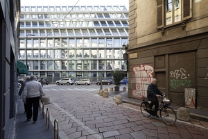  Blick auf die Nordfassade aus der Via Pietro Maroncelli 