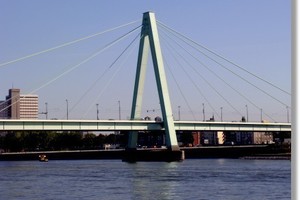  Severinsbrücke in Köln
 