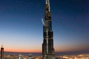  04AK_k5burj_dubau_beinacht.jpg 