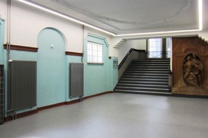  Foyer im Erdgeschoss 