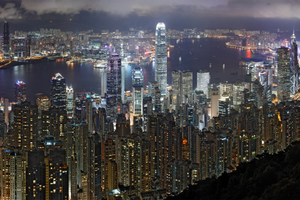  Hong Kong ist eine der Stätde mit den höchsten Lebenshaltungskosten weltweit - das segregiert die Menschen, die in dieser Stadt leben können, von vornherein 