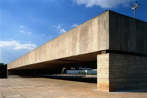  Museu Brasileiro de Escultura (MuBE)
 (São Paulo. 1995) 