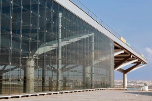  Abb. 5: Seilnetzfassade am Flughafen Málaga  