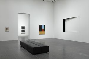 Installationsansicht "Fresh Widow. Fenster-Bilder seit Matisse und Duchamp" (31.03.-12.08.2012), K20 Grabbeplatz 