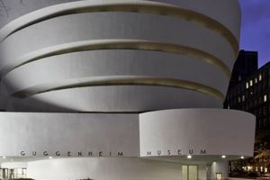  Die Schaltzentrale der Guggenheim-Macht: das von Frank Lloyd Wright genial erdachte Museum an der Fifth Avenue Ecke 88. East, NYC 