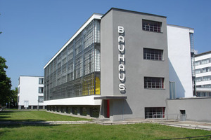  Das Bauhaus in Dessau 