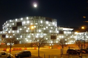  Nationales Automobil-Museum, Turin, Nachtansicht 